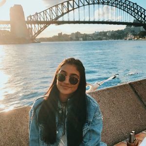 Meet your Posher, Deeya